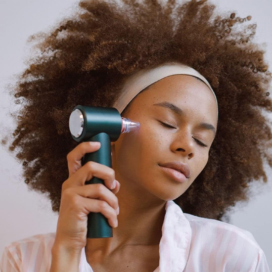 Очищувач шкіри та пор AIMED Vision Pore Cleaner Hot&Cold вакуумний з камерою зелений